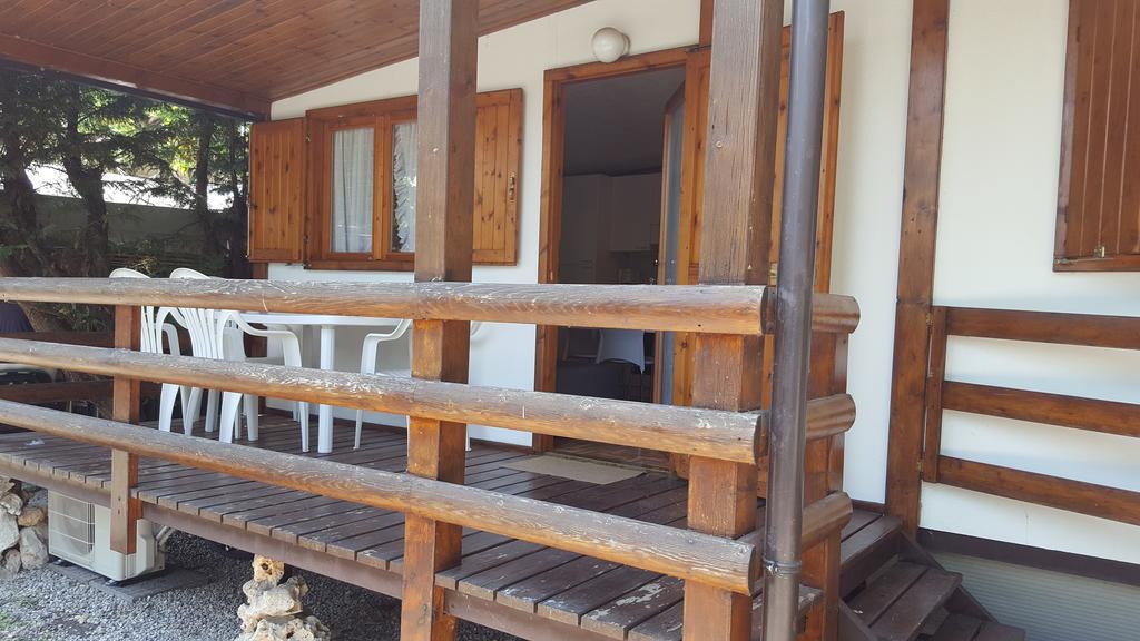 Campeggio Delle Rose Moniga del Garda Εξωτερικό φωτογραφία